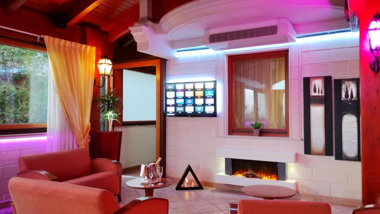 Hotel Ristorante Rossemi Σαν Τζιοβάνι Ροτόντο Εξωτερικό φωτογραφία