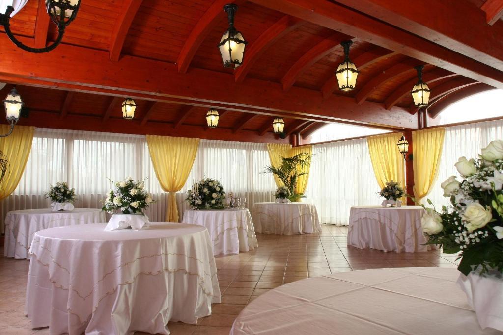 Hotel Ristorante Rossemi Σαν Τζιοβάνι Ροτόντο Εξωτερικό φωτογραφία