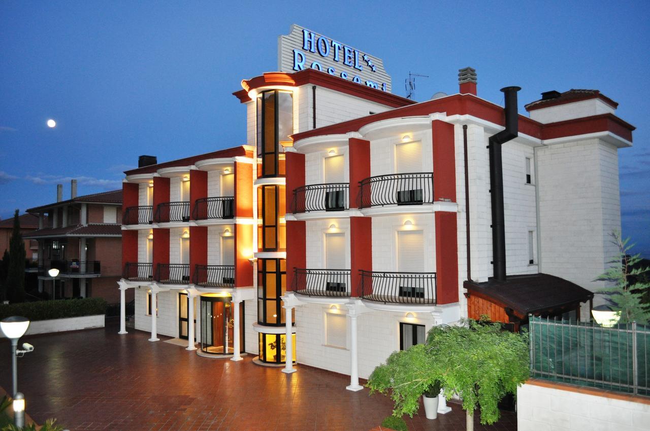 Hotel Ristorante Rossemi Σαν Τζιοβάνι Ροτόντο Εξωτερικό φωτογραφία