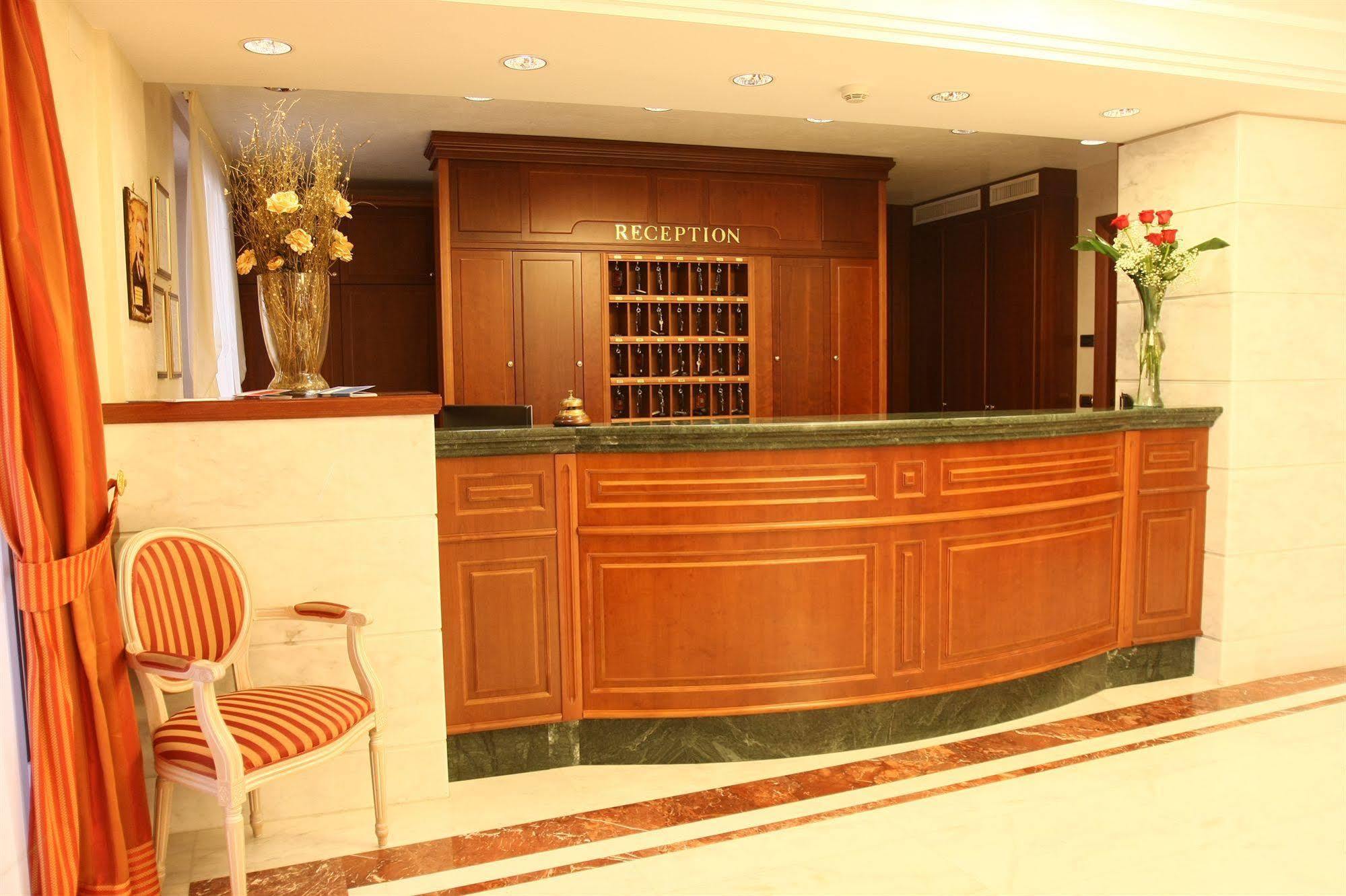 Hotel Ristorante Rossemi Σαν Τζιοβάνι Ροτόντο Εξωτερικό φωτογραφία