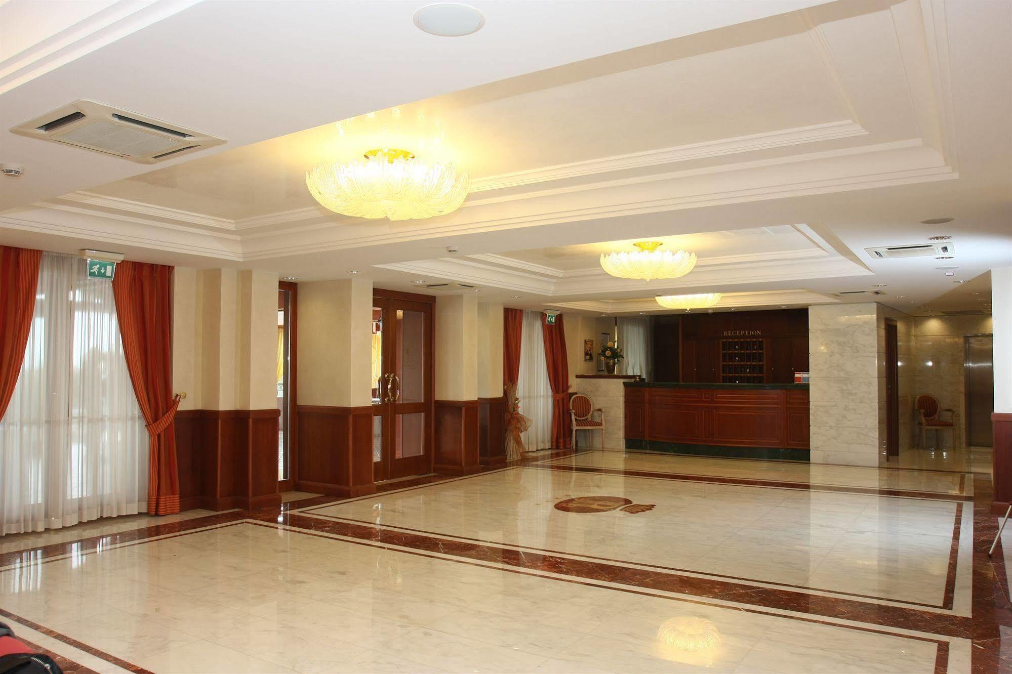 Hotel Ristorante Rossemi Σαν Τζιοβάνι Ροτόντο Εξωτερικό φωτογραφία